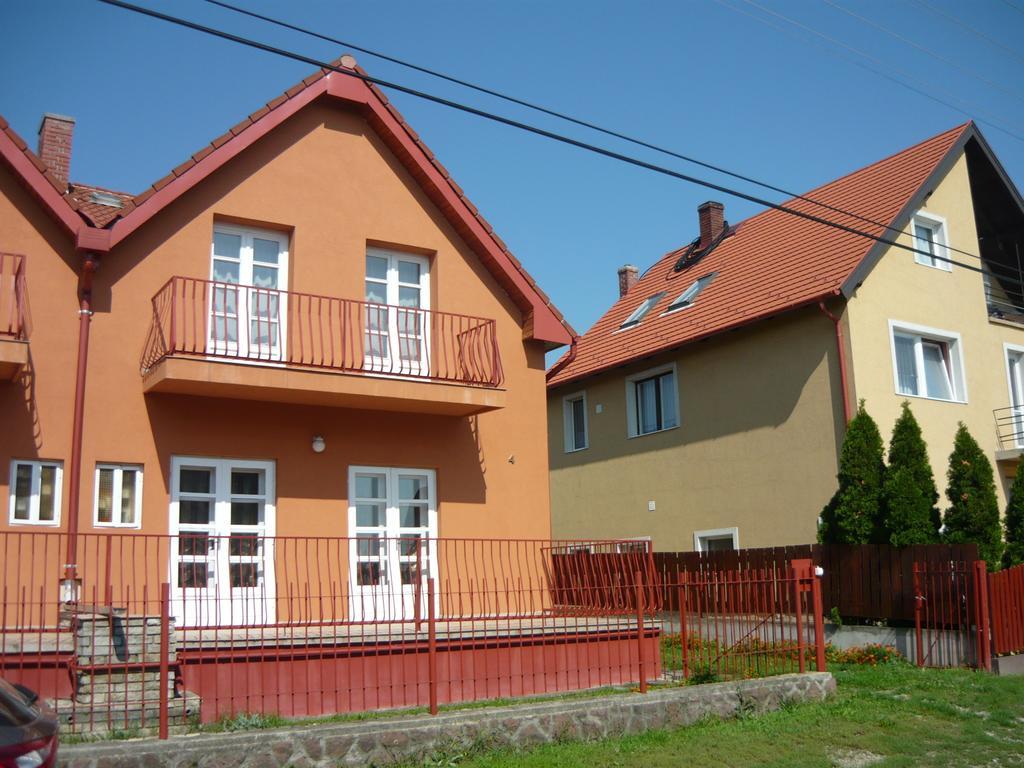 Hotel Baratsag Haz Alsóörs Zewnętrze zdjęcie